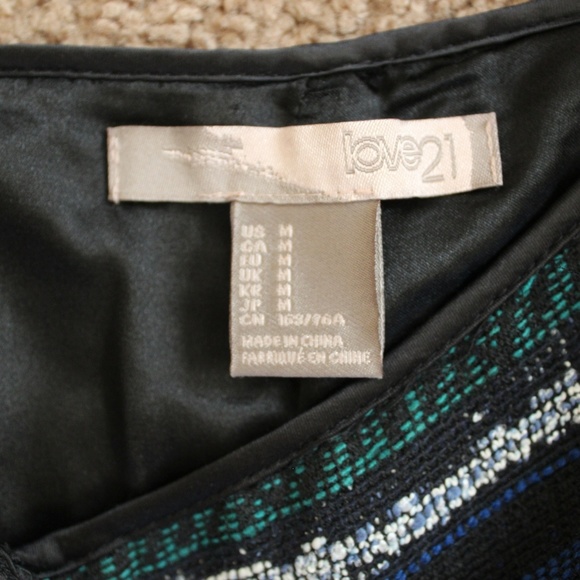 Pattern Shorts - Picture 3 of 3